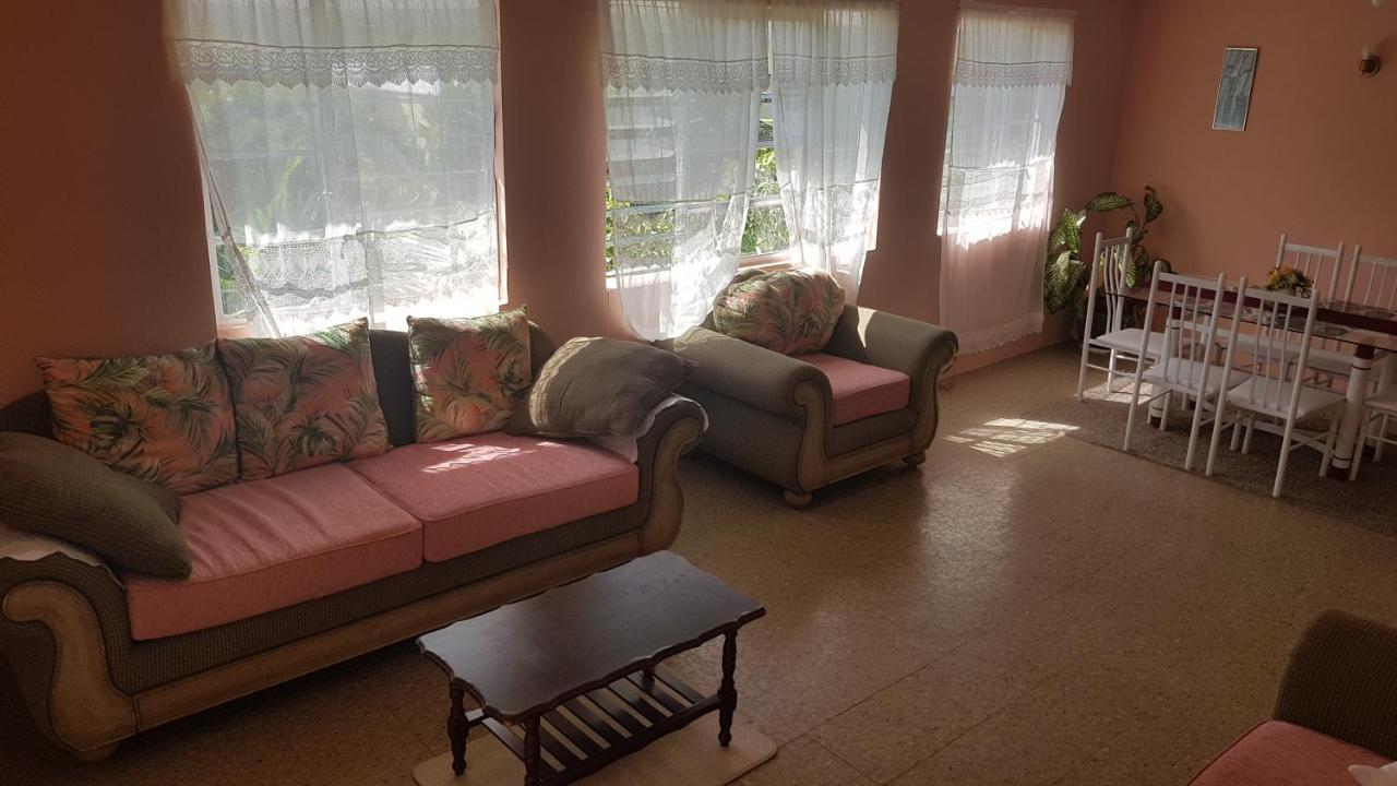 Rain Apartment Bridgetown Ngoại thất bức ảnh