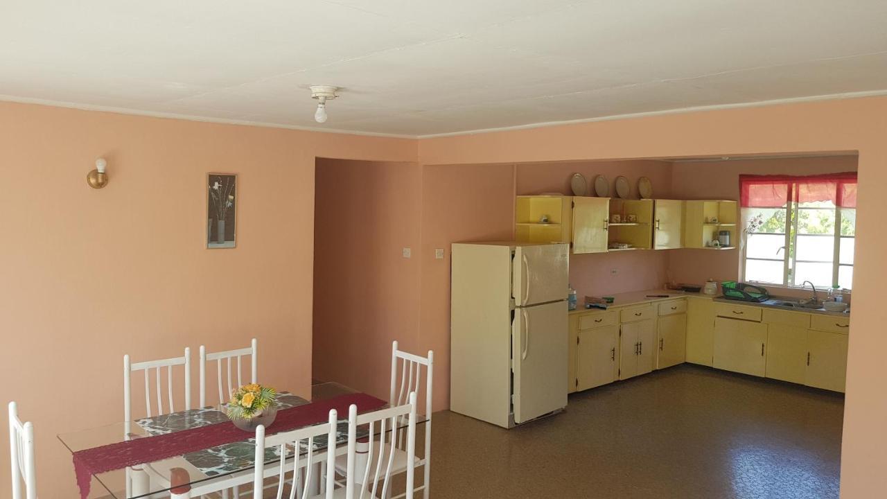 Rain Apartment Bridgetown Ngoại thất bức ảnh