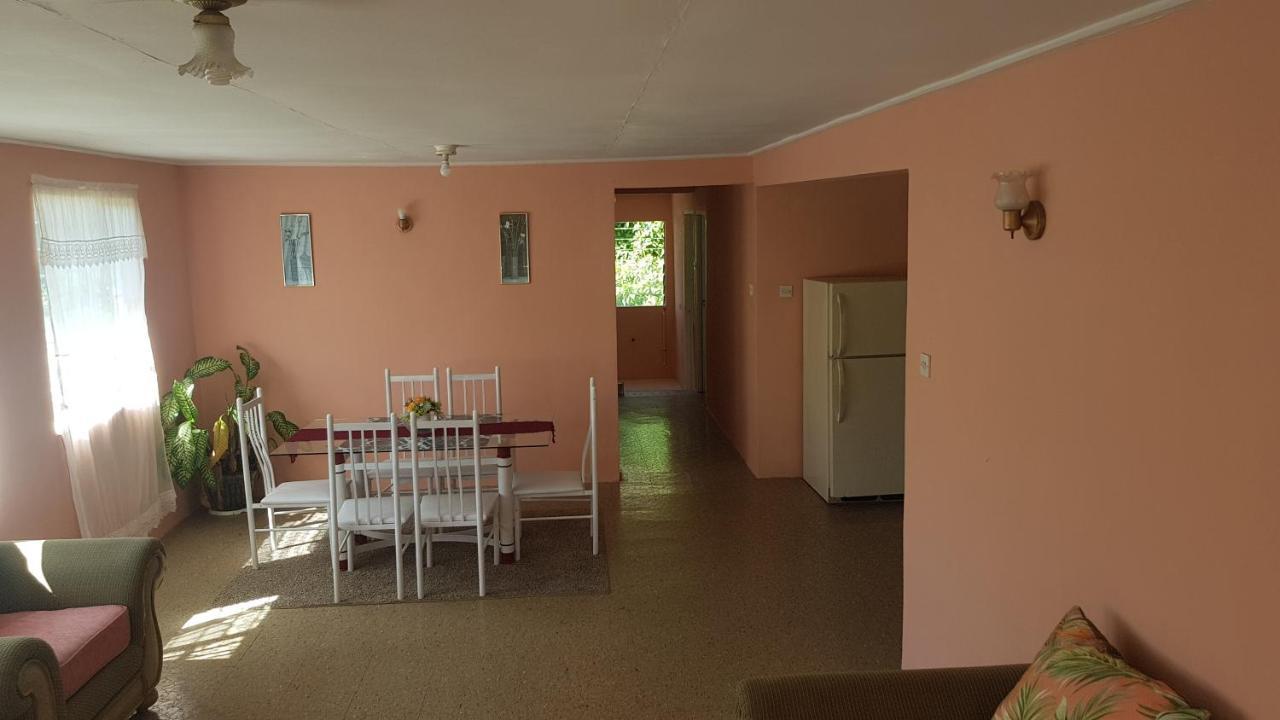 Rain Apartment Bridgetown Ngoại thất bức ảnh